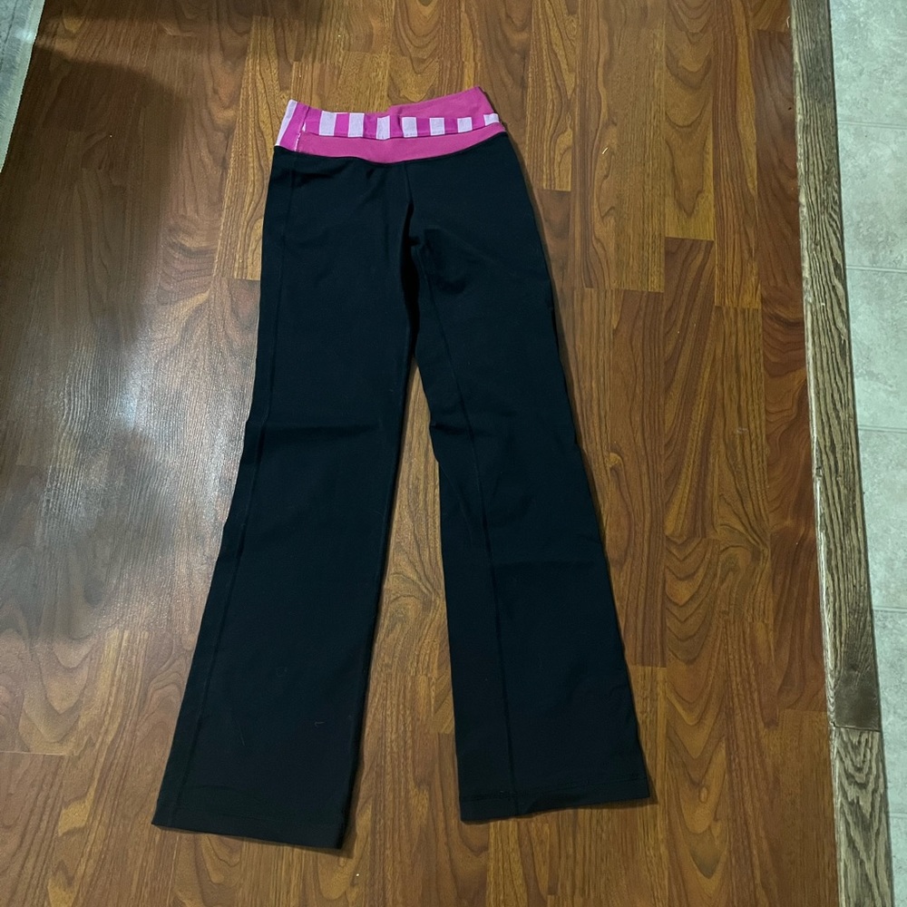 Lululemon flare yoga pants
